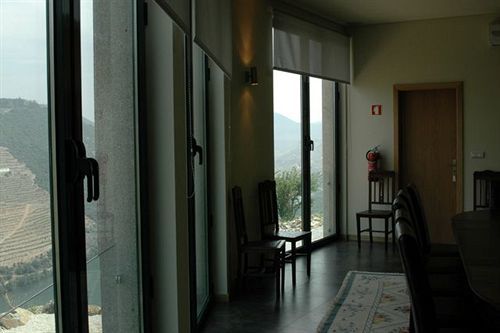 Farm stay Quinta Santo Antonio Do Rio *